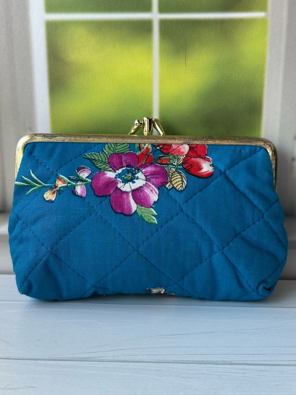 Vintage Floral Quilted Kiss Lock Coin Purse Blue Cottagecore